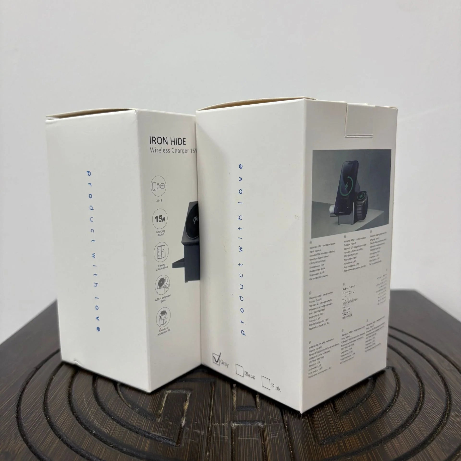 Magic Cube Spin Wireless Charger with Strong Magnetism 15W Fast Charging 3-in-1 New Desktop Wireless Charger for Cross-border